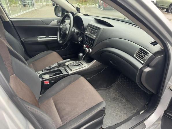 Subaru Impreza III с пробегом 2010 года, цена 1 030 000 рублей, 111367 км, хэтчбек, Автокод Объявления