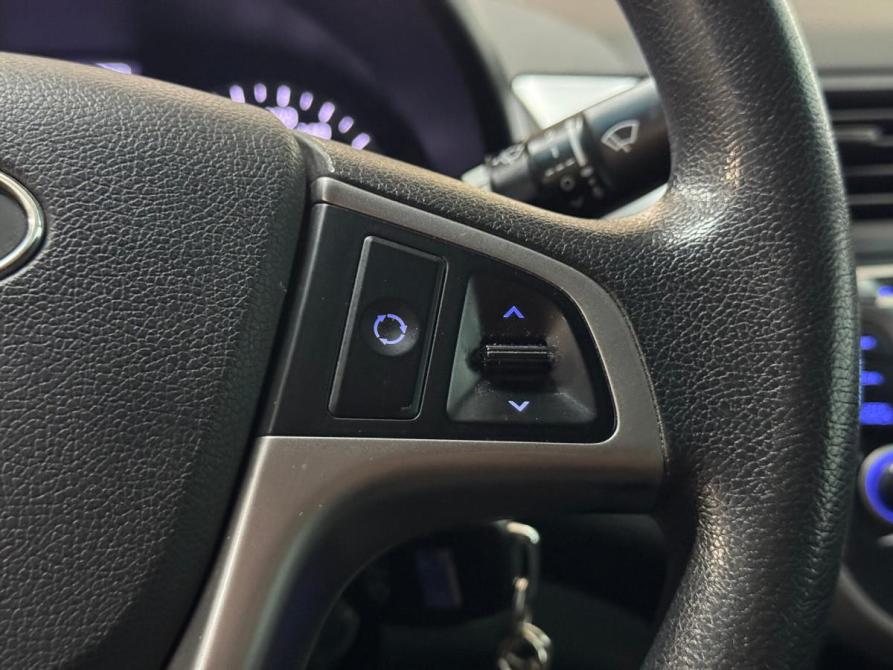 Hyundai Solaris I Рестайлинг Набережные Челны  - изображение 12
