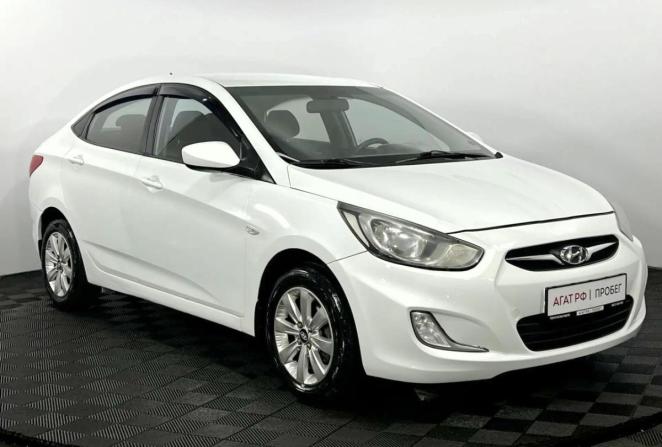 Hyundai Solaris I с пробегом 2013 года, цена 715 000 рублей, 202067 км, седан, Автокод Объявления