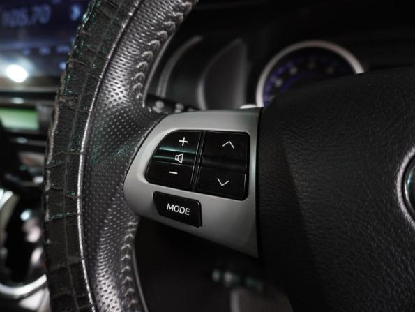 Toyota Wish II Рестайлинг с пробегом 2013 года, цена 1 439 000 рублей, 190105 км, минивэн, Автокод Объявления