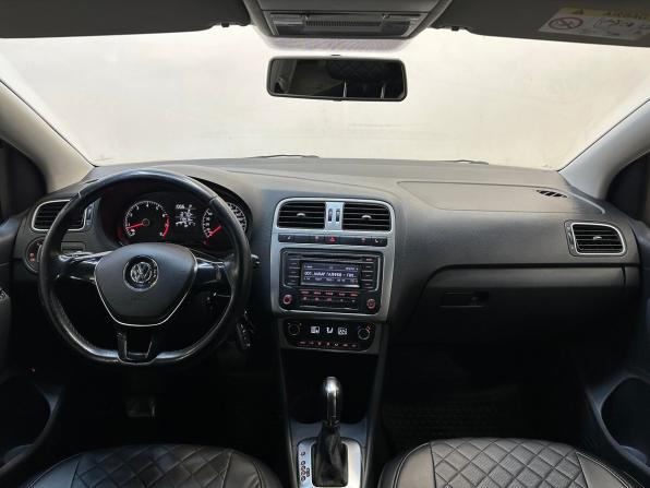 Volkswagen Polo V Рестайлинг с пробегом 2015 года, цена 1 080 000 рублей, 173415 км, седан, Автокод Объявления