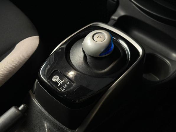 Nissan Note II Рестайлинг с пробегом 2018 года, цена 1 320 000 рублей, 157902 км, хэтчбек, Автокод Объявления