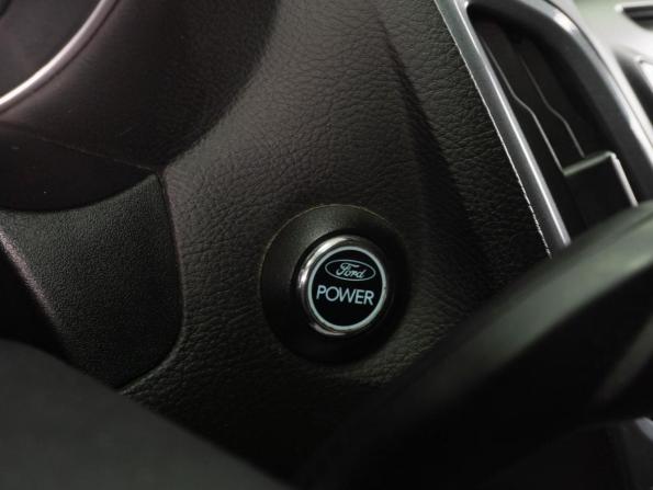 Ford Focus III с пробегом 2011 года, цена 835 000 рублей, 207150 км, хэтчбек, Автокод Объявления