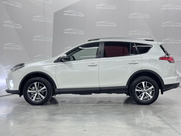 Toyota RAV4 IV (XA40) Рестайлинг с пробегом 2017 года, цена 2 460 000 рублей, 188000 км, внедорожник, Автокод Объявления