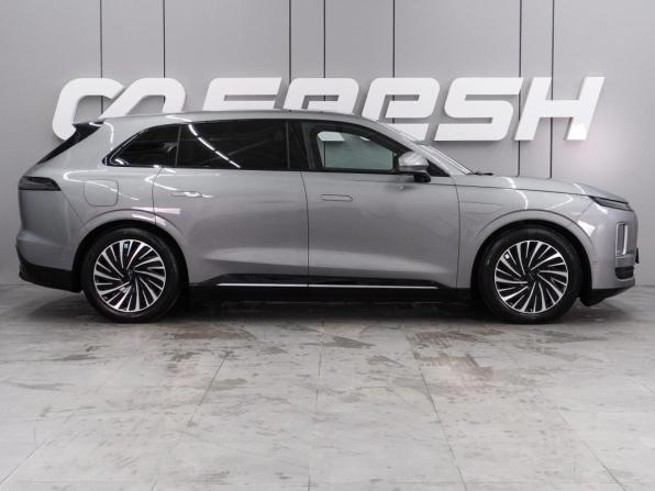 Exeed Exlantix ET с пробегом 2025 года, цена 5 879 000 рублей, 6534 км, внедорожник, Автокод Объявления