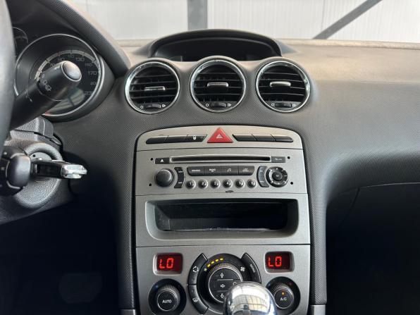 Peugeot 308 I Рестайлинг с пробегом 2011 года, цена 480 000 рублей, 111900 км, хэтчбек, Автокод Объявления