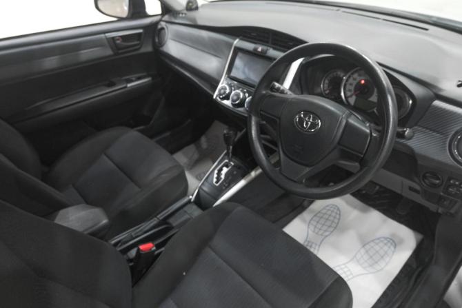 Toyota Corolla XI (E160 E170 E180) с пробегом 2013 года, цена 1 269 000 рублей, 75000 км, универсал, Автокод Объявления
