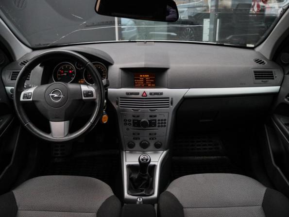 Opel Astra H Рестайлинг с пробегом 2011 года, цена 595 000 рублей, 191962 км, хэтчбек, Автокод Объявления
