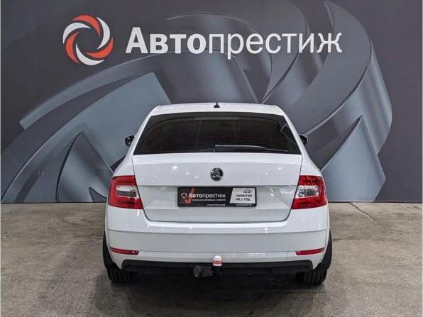Skoda Octavia III (A7) Рестайлинг с пробегом 2020 года, цена 1 975 000 рублей, 122500 км, лифтбек, Автокод Объявления