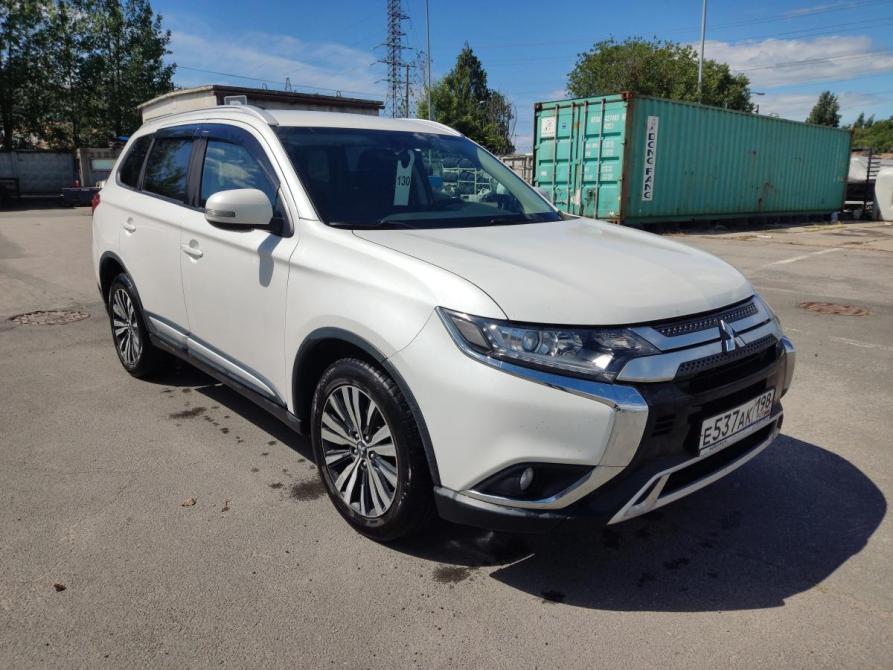 Mitsubishi Outlander III Рестайлинг 3 Санкт-Петербург  - изображение 3