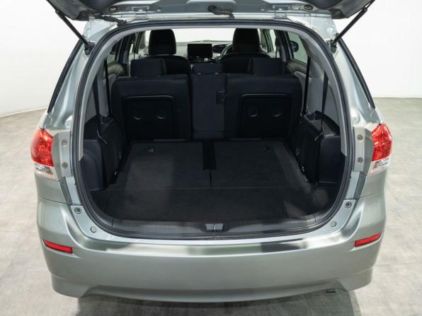 Toyota Wish II с пробегом 2009 года, цена 1 300 000 рублей, 65209 км, минивэн, Автокод Объявления
