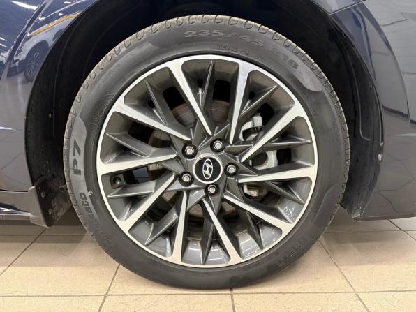 Hyundai Sonata VIII (DN8) с пробегом 2022 года, цена 2 680 000 рублей, 93129 км, седан, Автокод Объявления