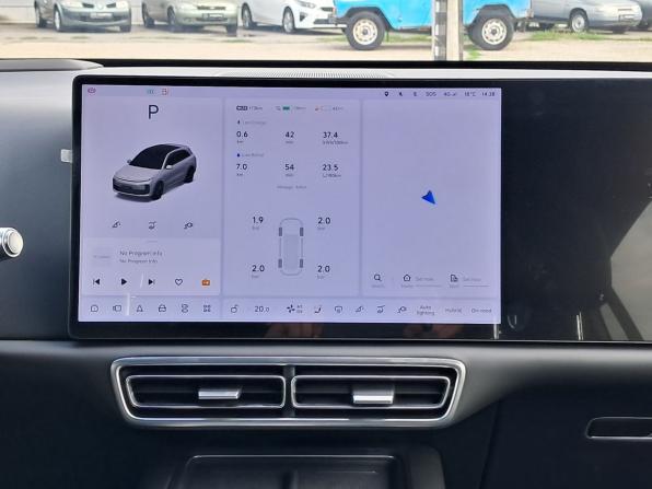 Li Auto (Lixiang) L6 с пробегом 2024 года, цена 6 979 200 рублей, 43 км, внедорожник, Автокод Объявления