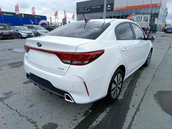 Kia Rio IV Рестайлинг с пробегом 2020 года, цена 1 666 995 рублей, 88201 км, седан, Автокод Объявления
