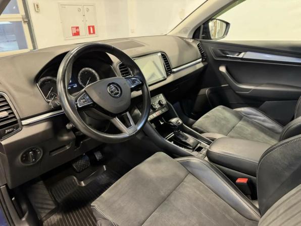 Skoda Karoq I с пробегом 2020 года, цена 1 870 000 рублей, 196428 км, внедорожник, Автокод Объявления