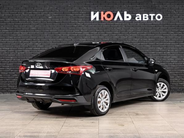 Hyundai Solaris II Рестайлинг с пробегом 2020 года, цена 1 550 000 рублей, 71539 км, седан, Автокод Объявления