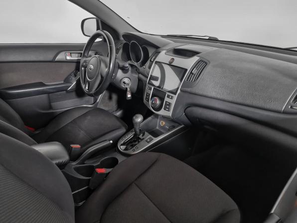 Kia Cerato II с пробегом 2010 года, цена 530 000 рублей, 296078 км, седан, Автокод Объявления