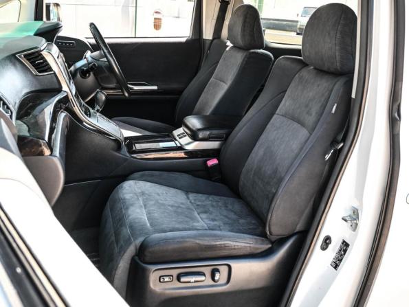Toyota Vellfire I с пробегом 2013 года, цена 1 844 000 рублей, 261424 км, минивэн, Автокод Объявления