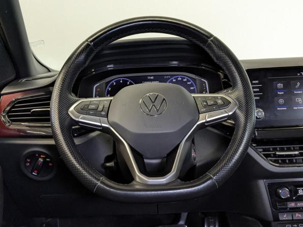 Volkswagen Polo VI с пробегом 2022 года, цена 1 945 000 рублей, 56706 км, лифтбек, Автокод Объявления