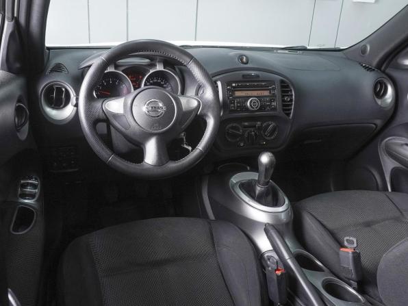 Nissan Juke I с пробегом 2014 года, цена 900 000 рублей, 143419 км, внедорожник, Автокод Объявления