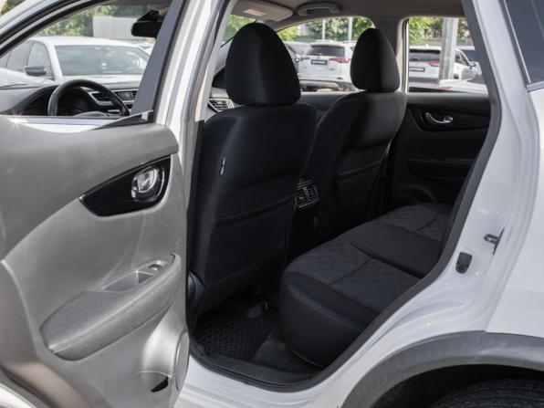 Nissan Qashqai II с пробегом 2017 года, цена 1 549 000 рублей, 119908 км, внедорожник, Автокод Объявления