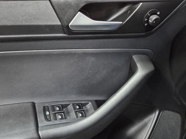 Volkswagen Polo VI с пробегом 2021 года, цена 1 650 000 рублей, 42637 км, лифтбек, Автокод Объявления