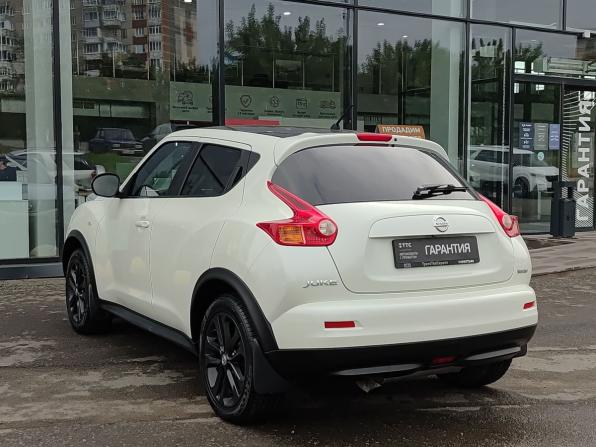 Nissan Juke I с пробегом 2011 года, цена 1 069 000 рублей, 112426 км, внедорожник, Автокод Объявления
