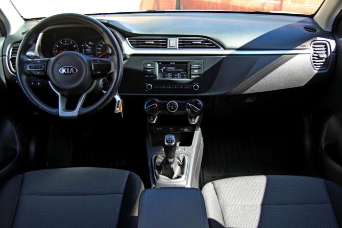 Kia Rio IV Рестайлинг с пробегом 2021 года, цена 1 621 700 рублей, 31581 км, хэтчбек, Автокод Объявления