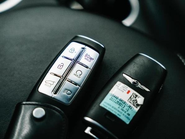 Genesis GV70 I с пробегом 2021 года, цена 5 750 000 рублей, 20471 км, внедорожник, Автокод Объявления