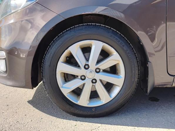 Kia Rio III Рестайлинг с пробегом 2017 года, цена 1 160 000 рублей, 97980 км, седан, Автокод Объявления