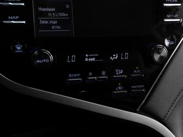 Toyota Camry VIII (XV70) с пробегом 2018 года, цена 2 989 000 рублей, 77073 км, седан, Автокод Объявления