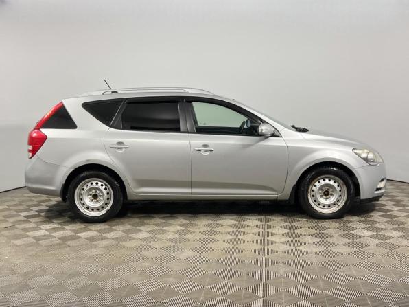 Kia Ceed I Рестайлинг с пробегом 2012 года, цена 689 900 рублей, 208946 км, универсал, Автокод Объявления
