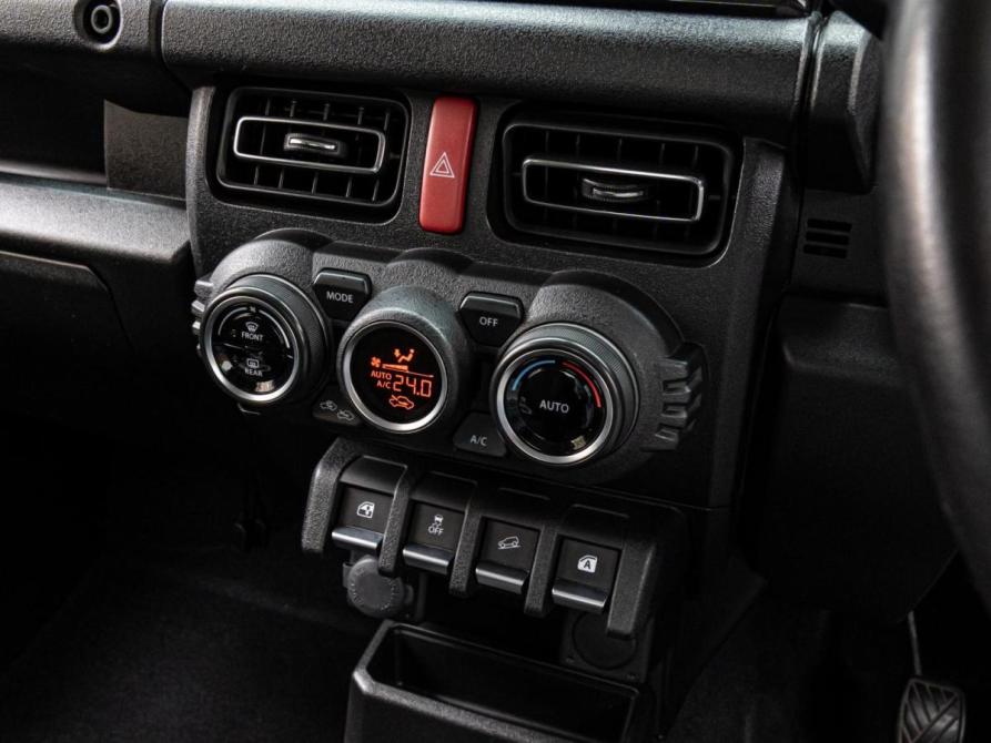 Suzuki Jimny IV Краснодар  - изображение 13