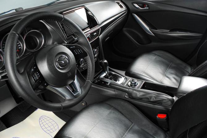 Mazda 6 III (GJ) с пробегом 2013 года, цена 1 229 000 рублей, 300000 км, седан, Автокод Объявления
