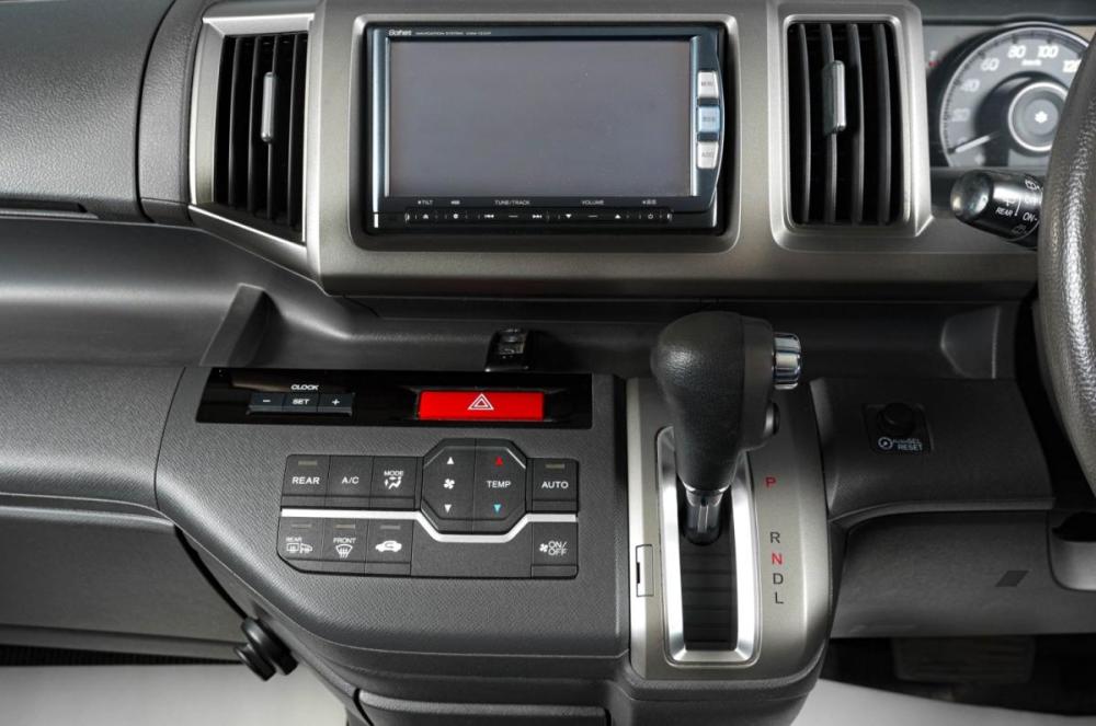 Honda Stepwgn IV Рестайлинг Тюмень  - изображение 17