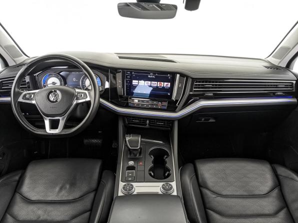 Volkswagen Touareg III с пробегом 2020 года, цена 5 515 000 рублей, 91203 км, внедорожник, Автокод Объявления
