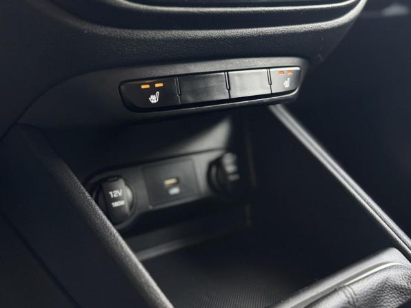 Hyundai Solaris II Рестайлинг с пробегом 2020 года, цена 1 328 000 рублей, 74615 км, седан, Автокод Объявления