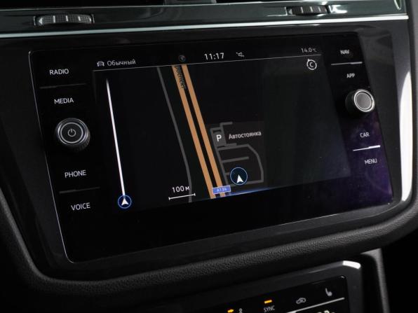 Volkswagen Tiguan II Рестайлинг с пробегом 2021 года, цена 3 922 000 рублей, 155029 км, внедорожник, Автокод Объявления
