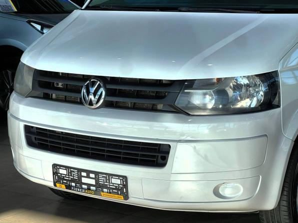 Volkswagen Caravelle T5 Рестайлинг с пробегом 2014 года, цена 2 120 000 рублей, 286000 км, минивэн, Автокод Объявления