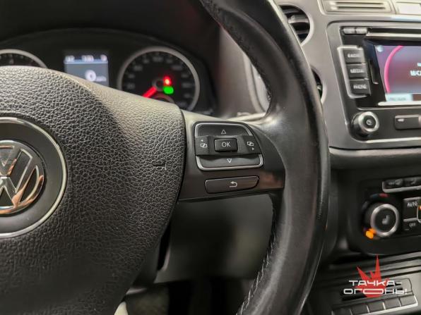 Volkswagen Tiguan I Рестайлинг с пробегом 2013 года, цена 1 598 000 рублей, 101000 км, внедорожник, Автокод Объявления