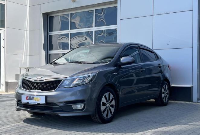 Kia Rio III Рестайлинг с пробегом 2015 года, цена 1 000 000 рублей, 91584 км, седан, Автокод Объявления
