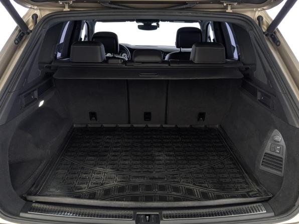 Volkswagen Touareg III с пробегом 2019 года, цена 4 430 000 рублей, 108625 км, внедорожник, Автокод Объявления