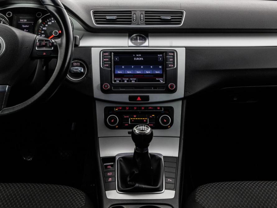 Volkswagen Passat B7 Санкт-Петербург  - изображение 13