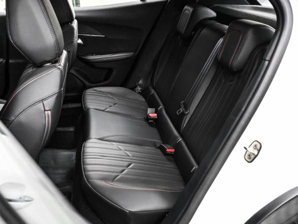 Peugeot 2008 II с пробегом 2021 года, цена 1 919 000 рублей, 13598 км, внедорожник, Автокод Объявления