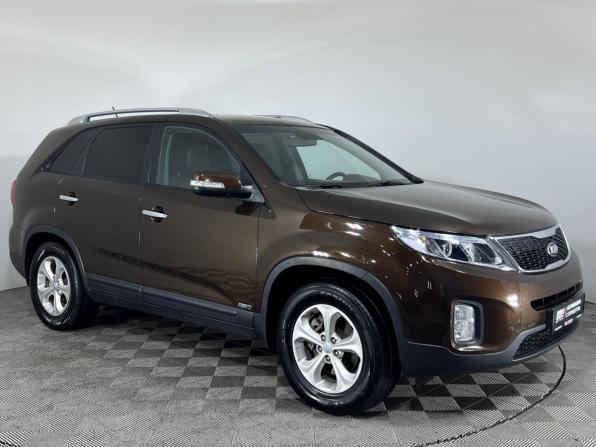 Kia Sorento II Рестайлинг с пробегом 2015 года, цена 1 750 000 рублей, 132036 км, внедорожник, Автокод Объявления