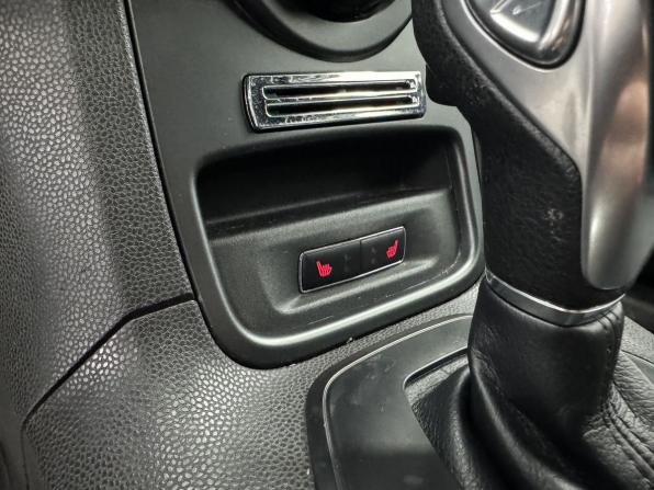Ford Fiesta Mk6 Рестайлинг с пробегом 2016 года, цена 899 000 рублей, 96506 км, седан, Автокод Объявления
