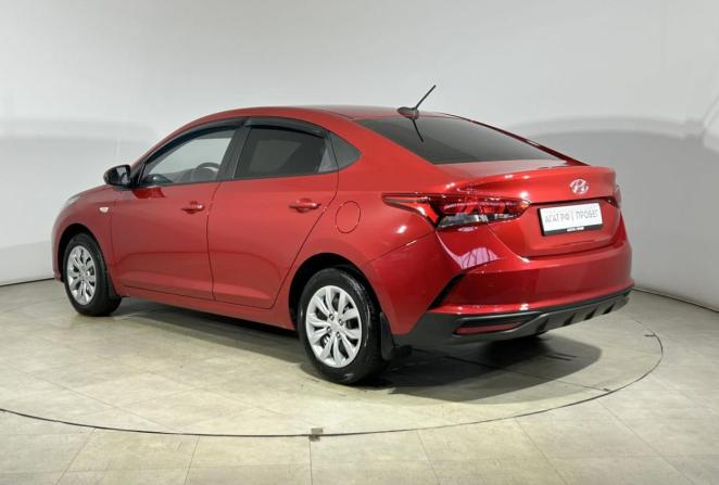 Hyundai Solaris II Рестайлинг с пробегом 2021 года, цена 1 650 000 рублей, 88905 км, седан, Автокод Объявления