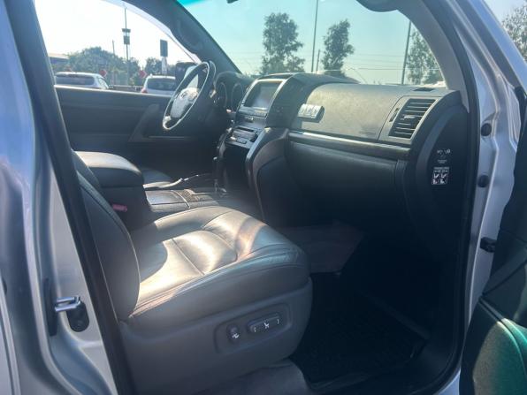 Toyota Land Cruiser 200 Series с пробегом 2010 года, цена 3 480 000 рублей, 151379 км, внедорожник, Автокод Объявления