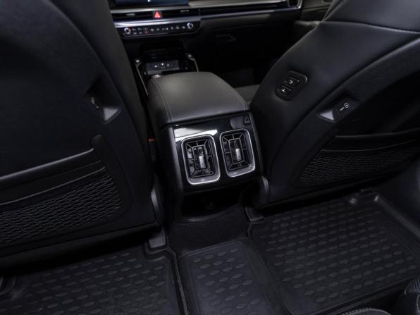 Kia Sorento IV Рестайлинг с пробегом 2024 года, цена 4 800 000 рублей, 58692 км, внедорожник, Автокод Объявления