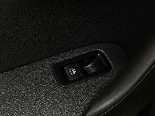 Volkswagen Polo V с пробегом 2012 года, цена 599 000 рублей, 203000 км, седан, Автокод Объявления